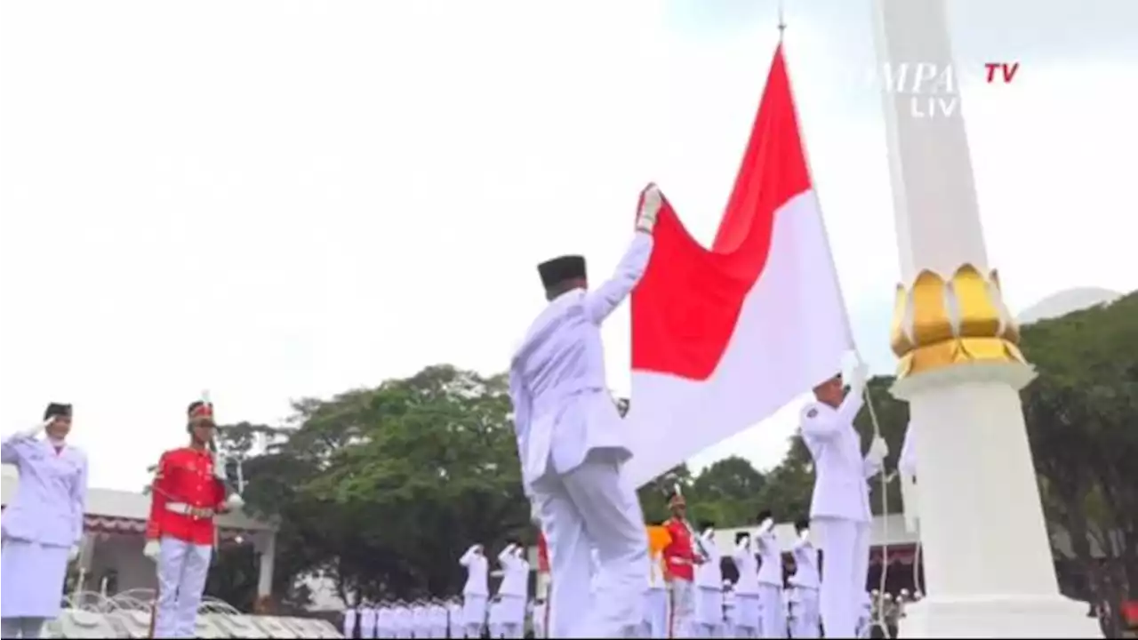 Sang Saka Merah Putih Telah Berkibar di Istana Merdeka