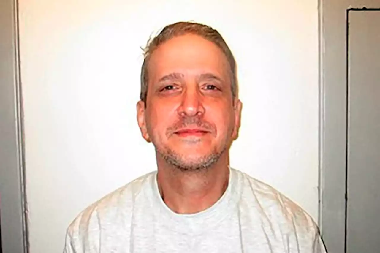 Oklahoma governor grants 60-day reprieve to Richard Glossip