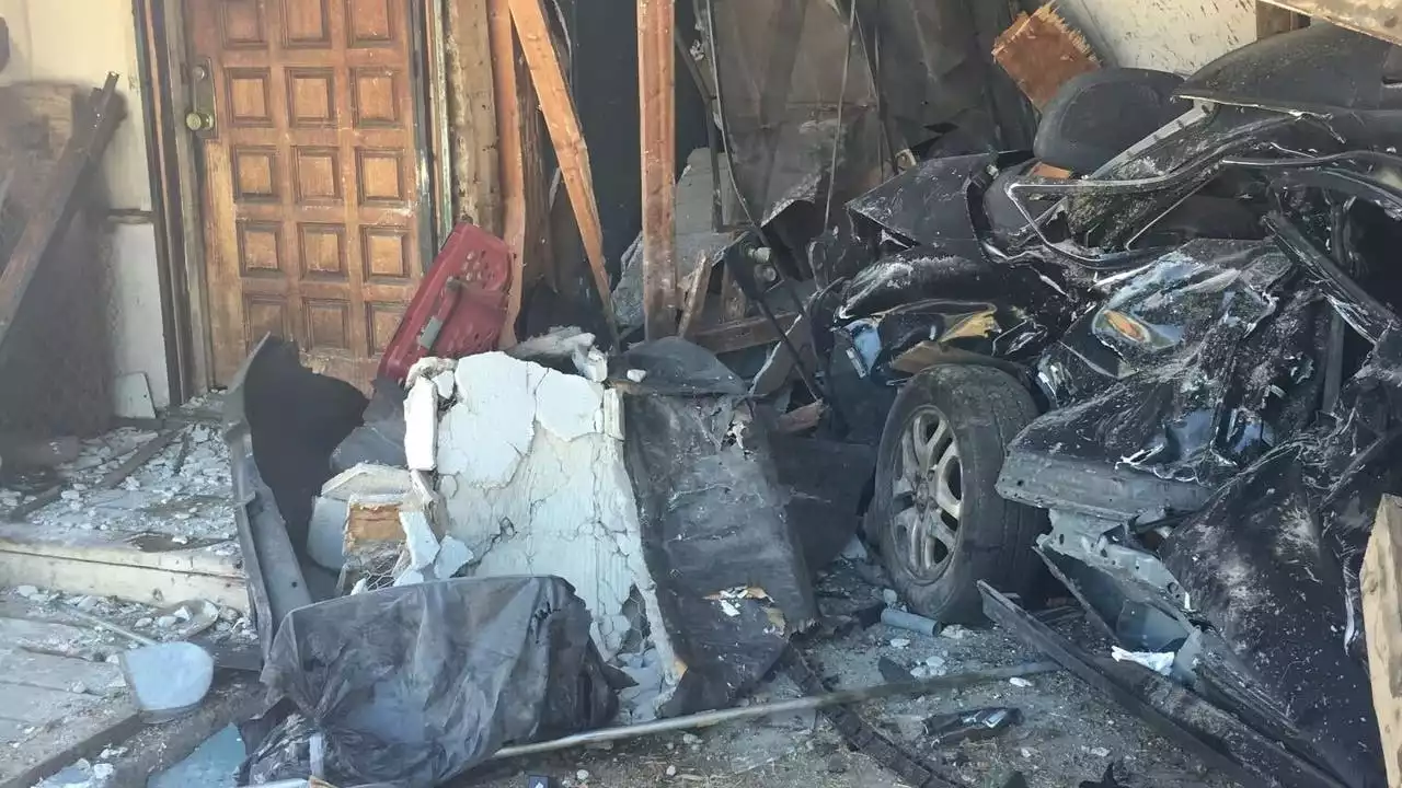 East San Jose home has been hit 23 times by speeding drivers exiting freeway