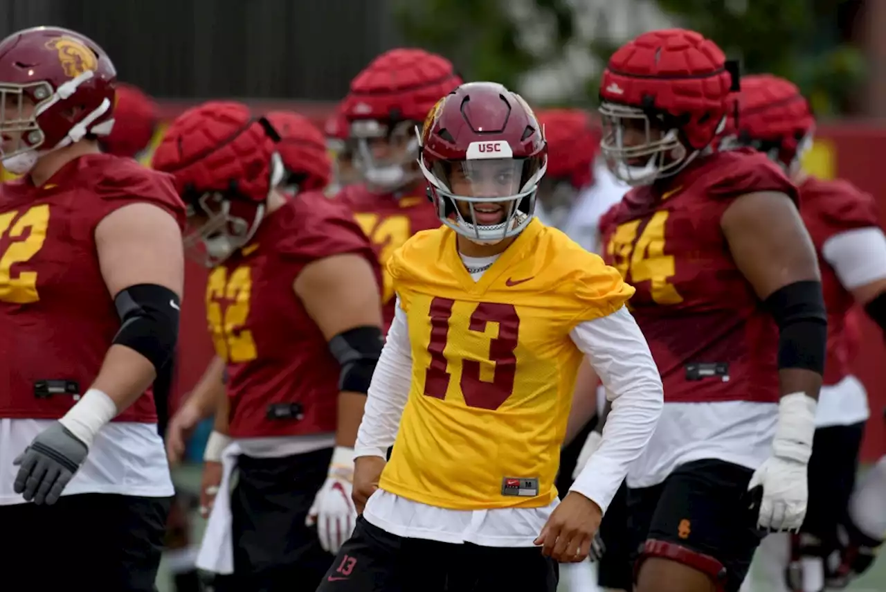 Modesti: The money, smart or not, is on USC football