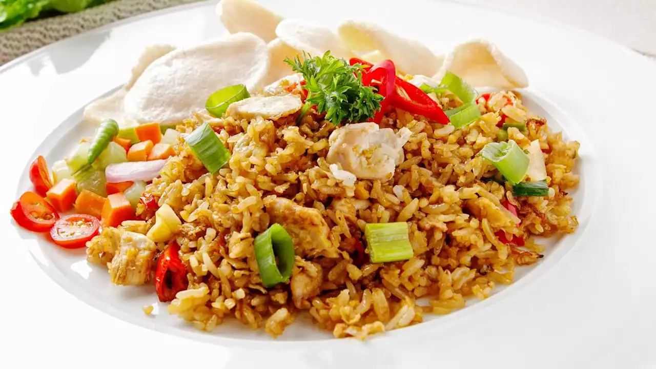 Viral Promo Nasi Goreng Solaria Sambut HUT ke-77 RI yang Bikin Heboh Warganet