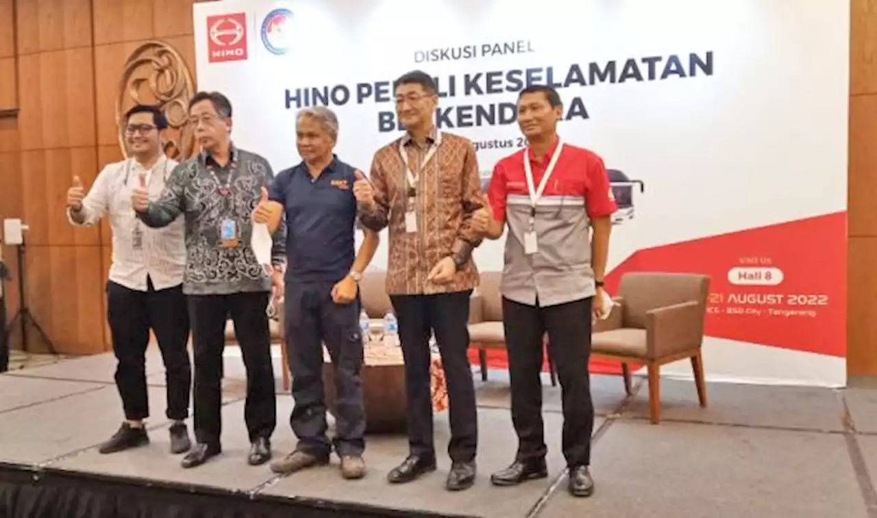 Hino Gelar Talkshow Peduli Keselamatan Berkendara