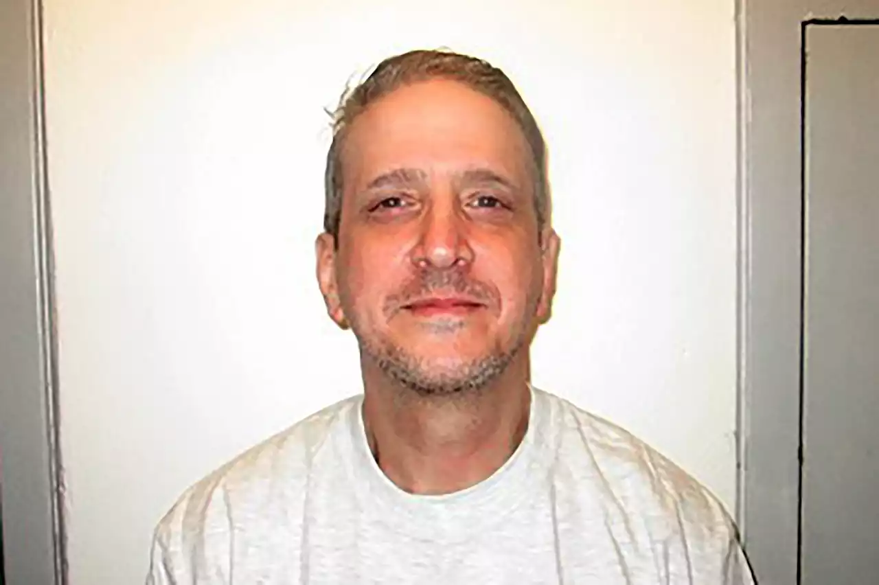 Richard Glossip survives fourth execution date