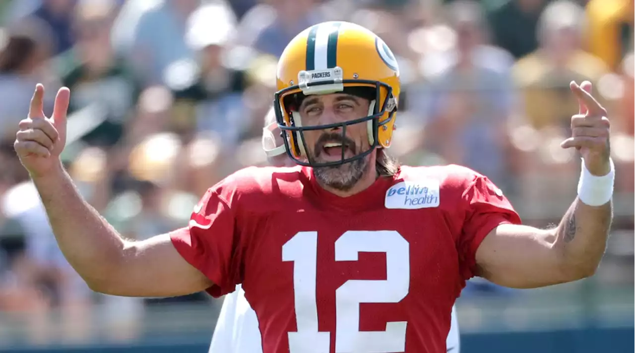 Aaron Rodgers Blasts Young Packers WRs for Drops, Mistakes