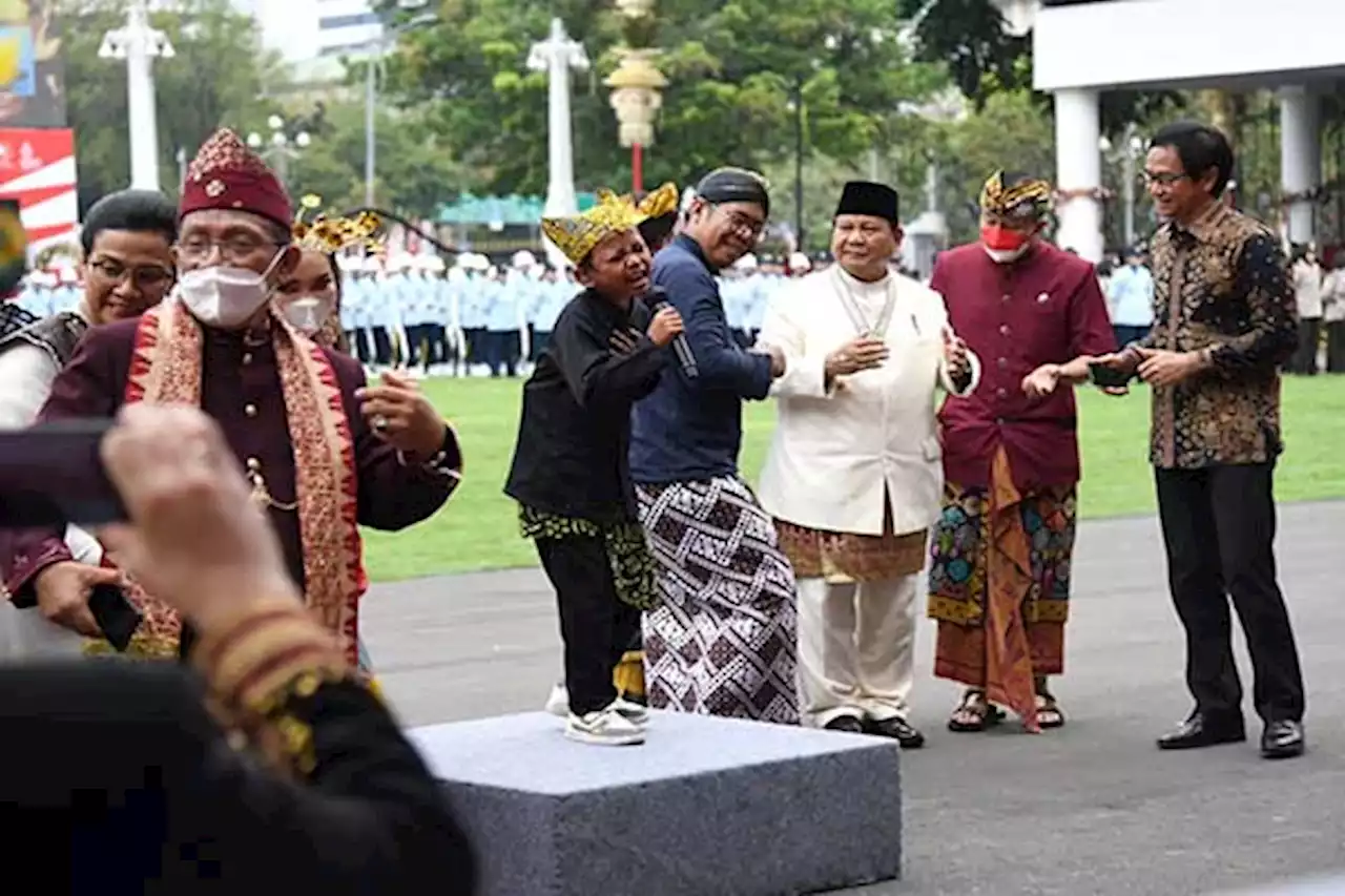 Nyanyikan Ojo Dibandingke, Farel Prayoga Bikin Istana Merdeka Berjoget