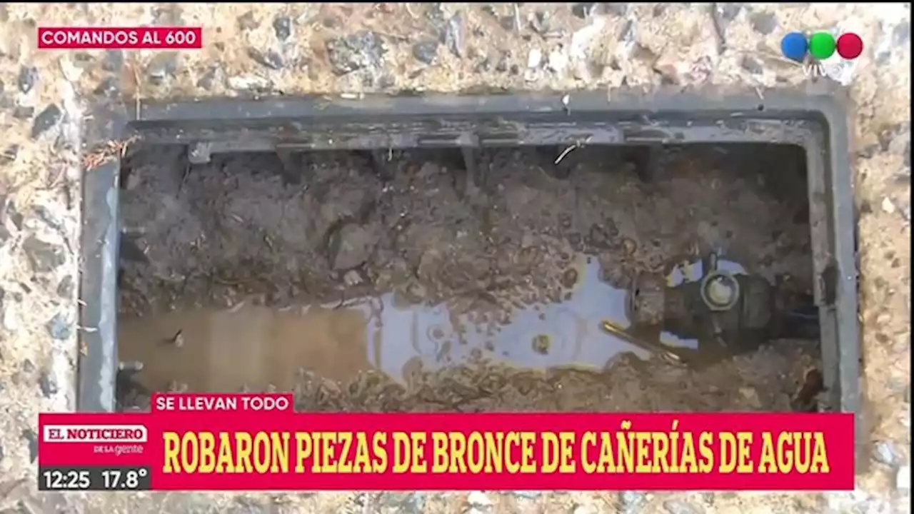 Roban piezas de bronce de las cañerías de agua