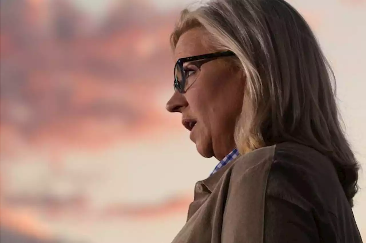 Liz Cheney ataca Trump e diz pode concorrer à presidência dos EUA