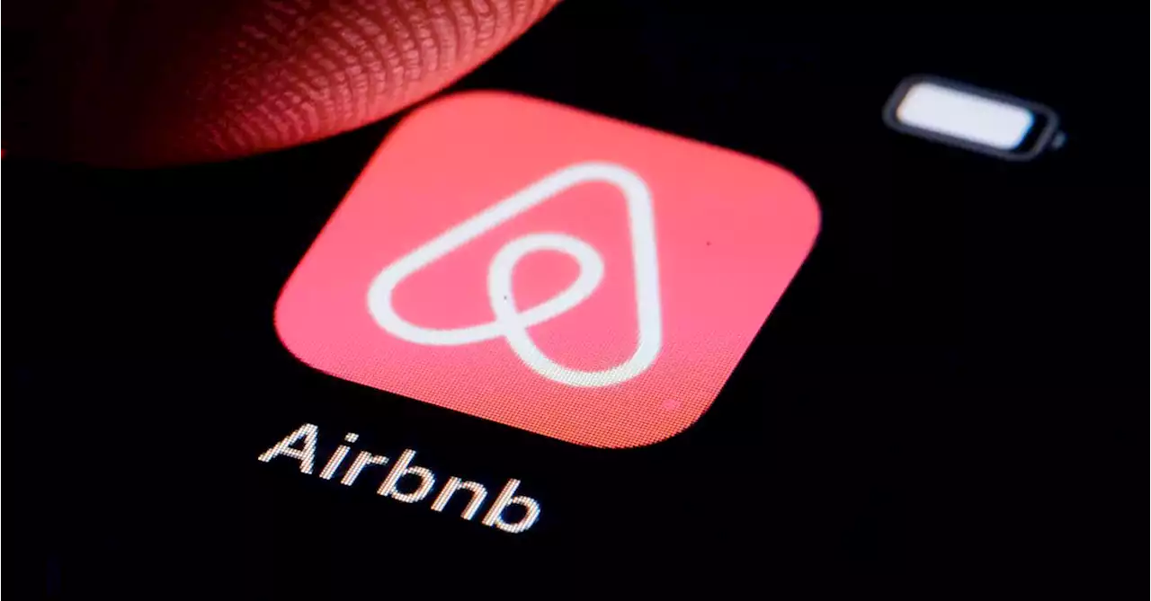 Airbnb accidentally sent Android users a 'test' notification