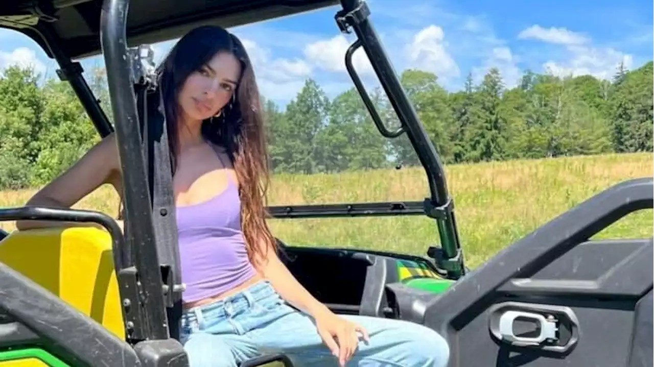 Emily Ratajkowski Brings Her Cowboy Boots to the Countryside