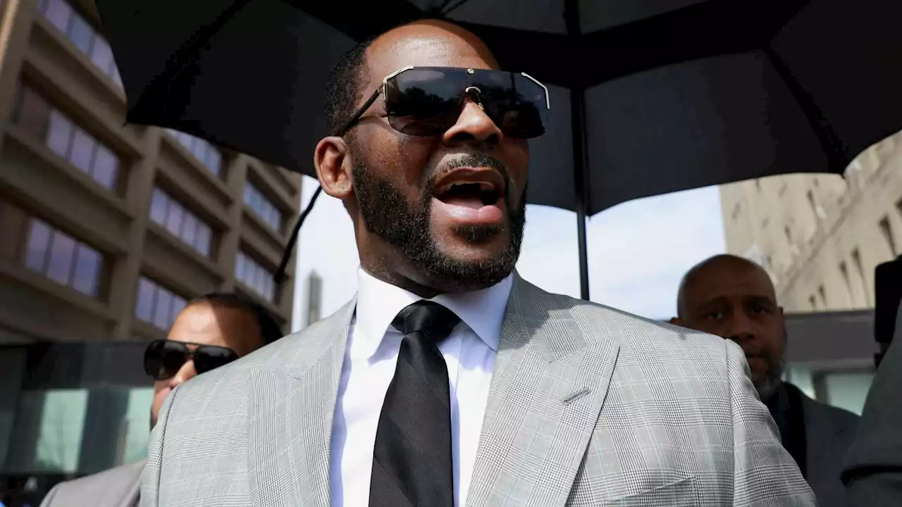 Prosecutor: R. Kelly trial about singer's 'hidden' side