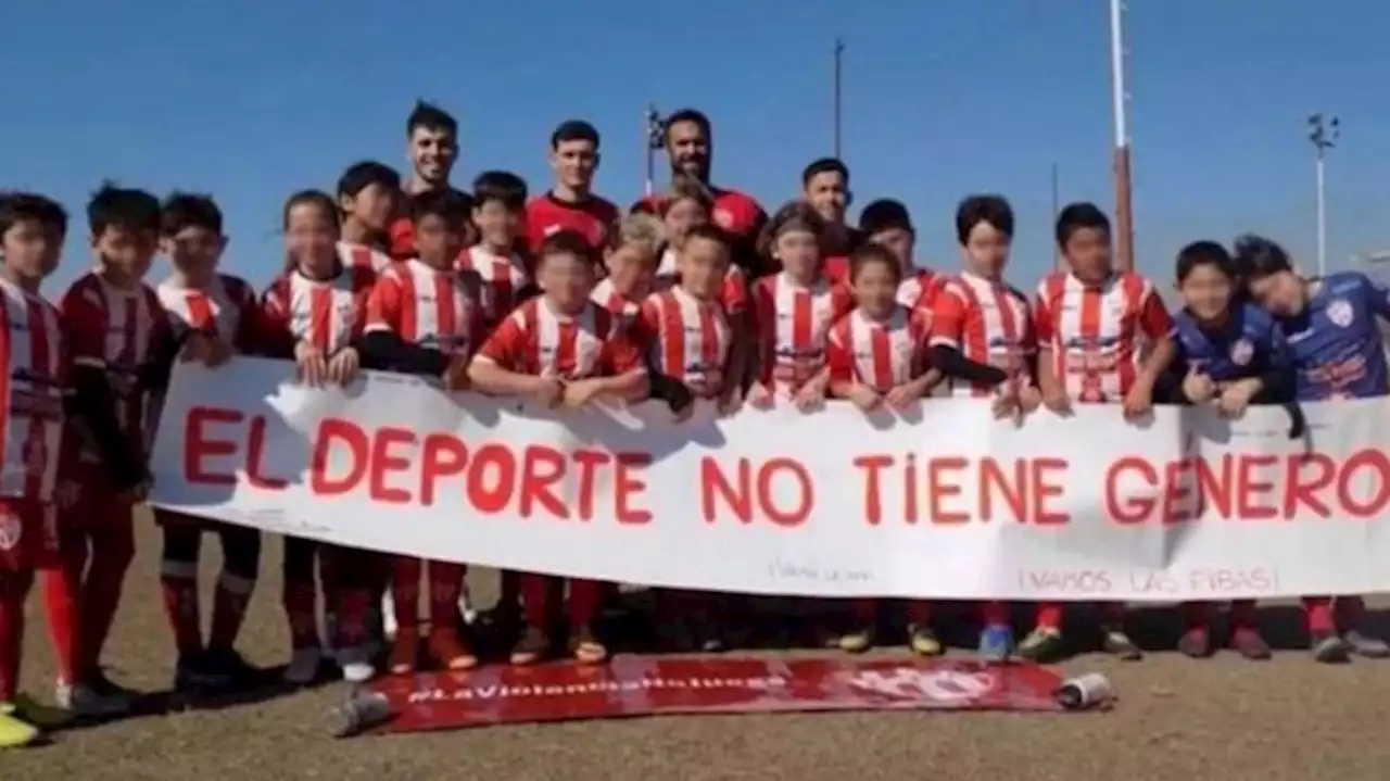 Un club denuncia una sanción discriminatoria por incluir a una niña en el equipo infantil