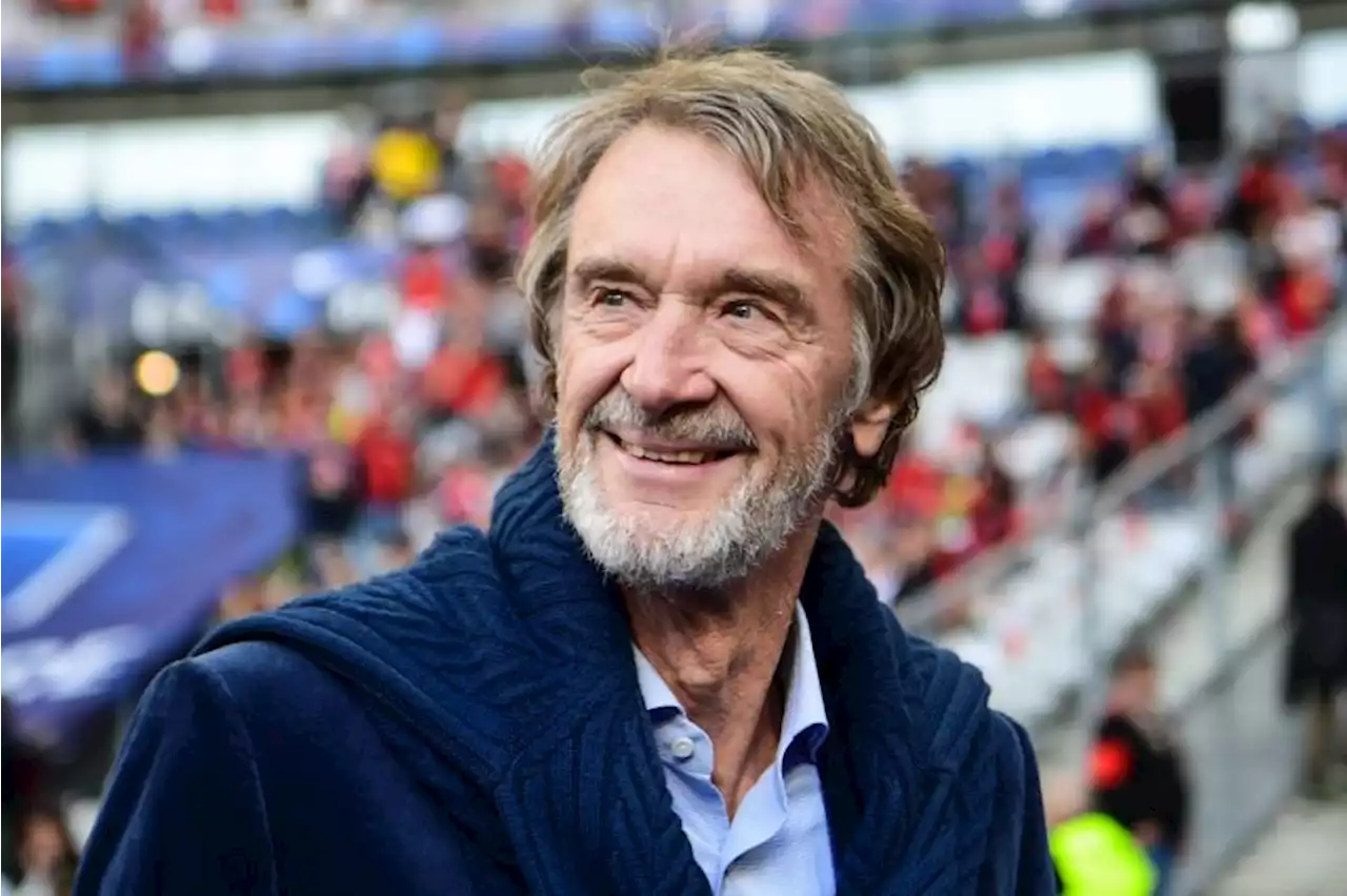 Miliarder Jim Ratcliffe siap beli Manchester United