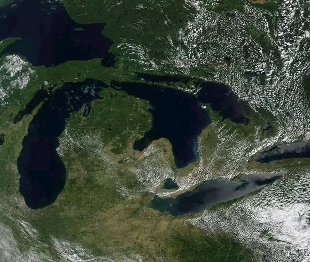 Strategies for Adapting Great Lakes Coastal Ecosystems to Climate Change