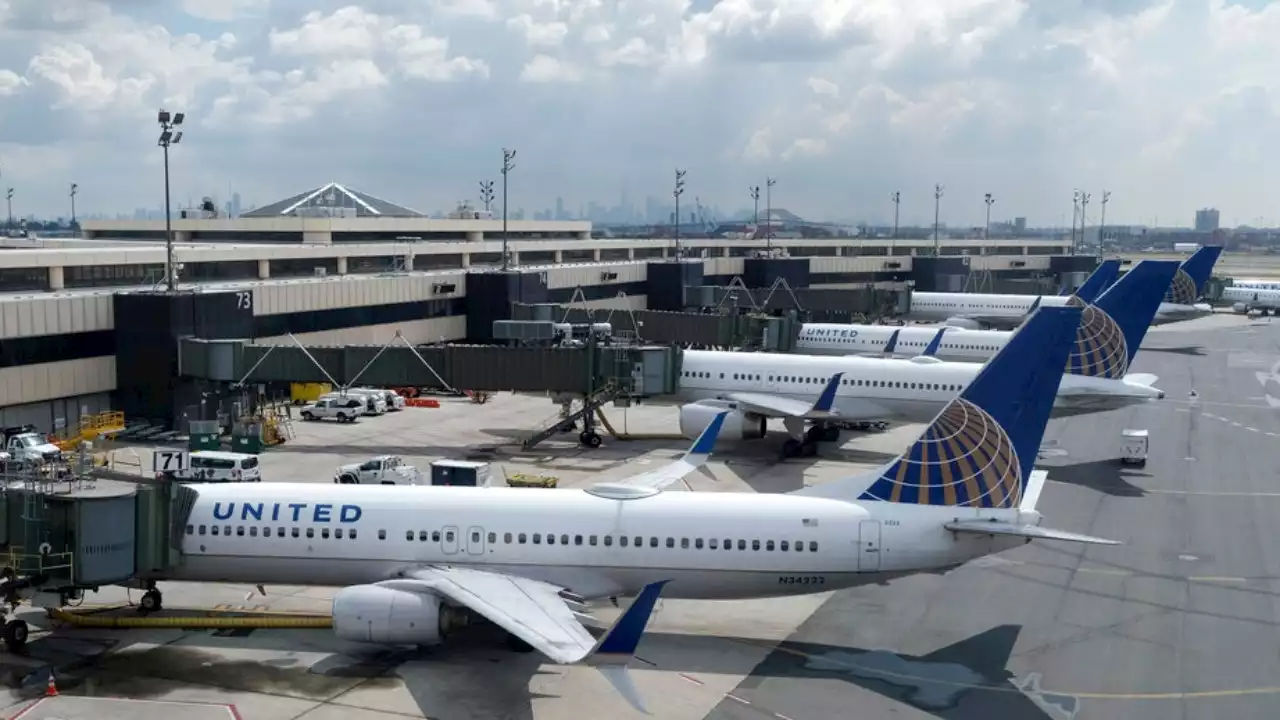 United Airlines diverts flight due to disruptive passenger