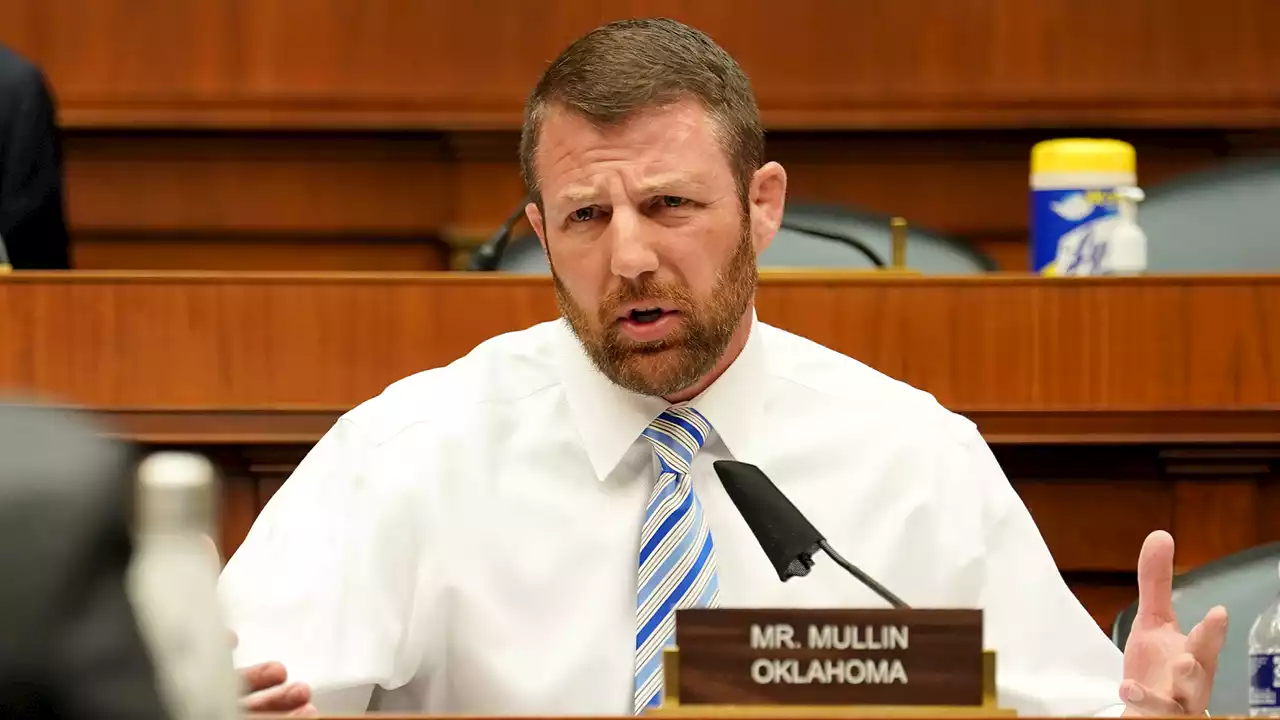 Markwayne Mullin talks Mar-a-Lago raid, says DOJ has not responded to intel committee letter