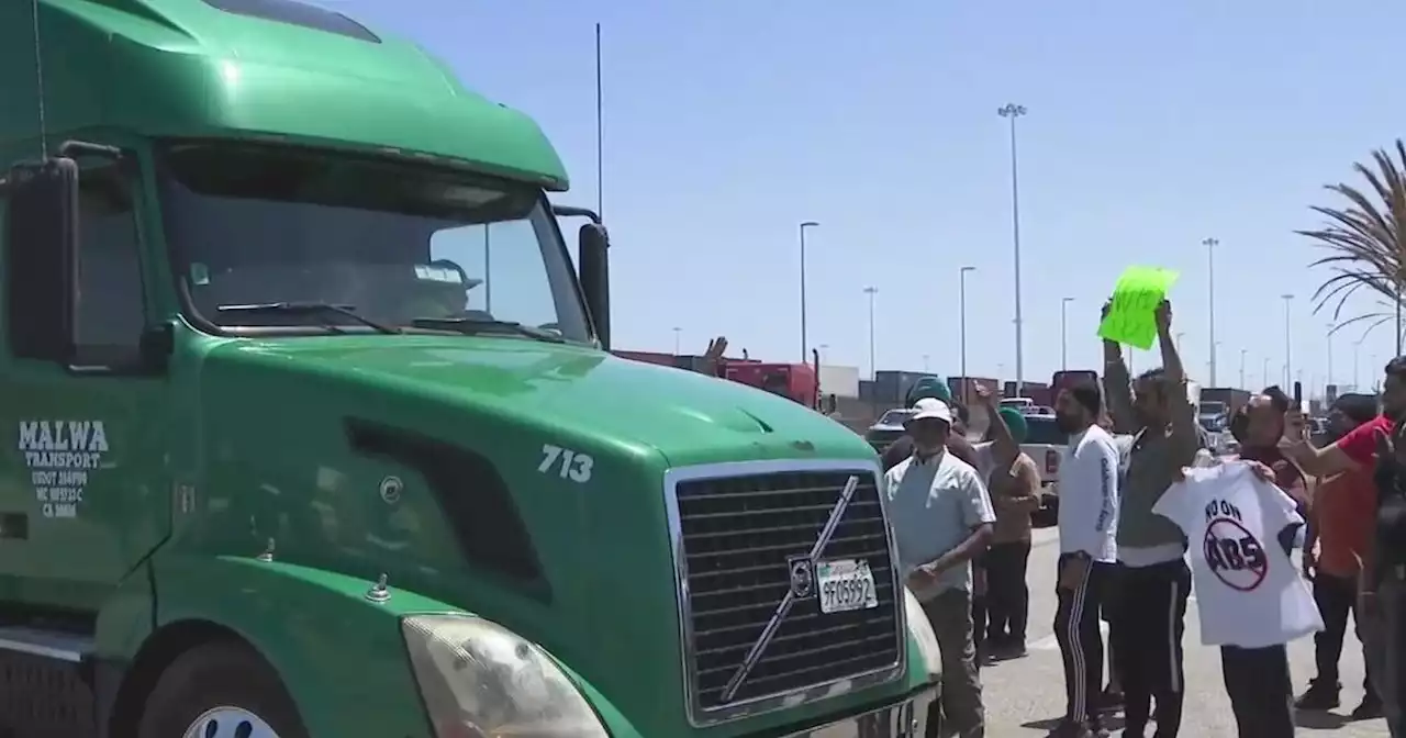 AB5 protests lead to 28% drop in cargo containers at Port of Oakland in July