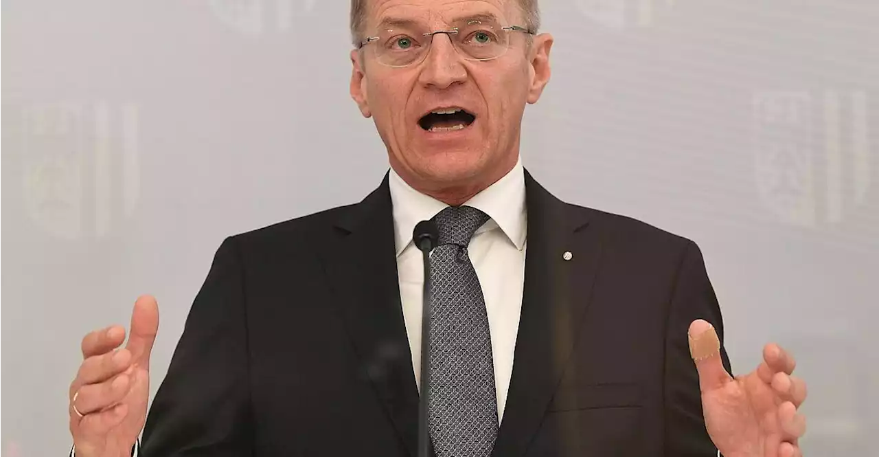 Stelzer stellt Russland-Sanktionen in Frage