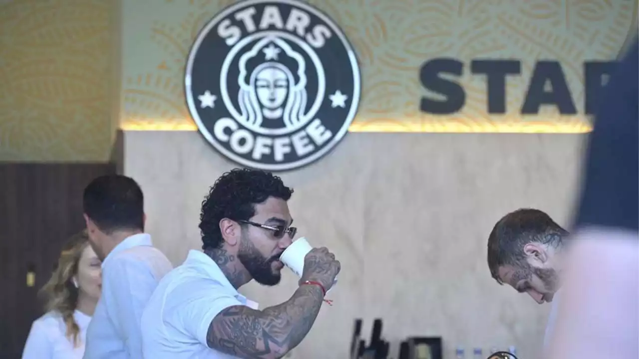 Starbucks replaced in Russia by similar-looking 'Stars Coffee'