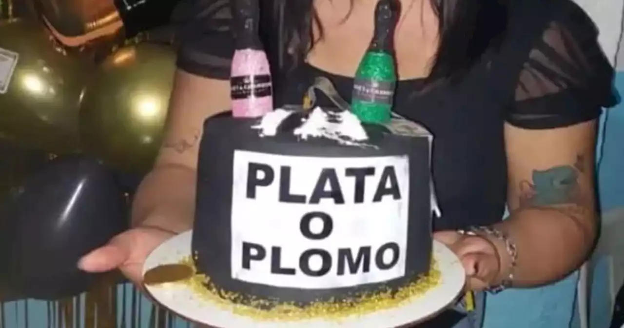 'Plata o plomo': el insólito cotillón narco en un cumpleaños en Rosario