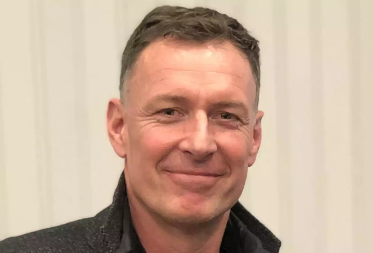 EPL: Chris Sutton predicts Man Utd vs Liverpool, Chelsea, Arsenal, Tottenham, other fixtures