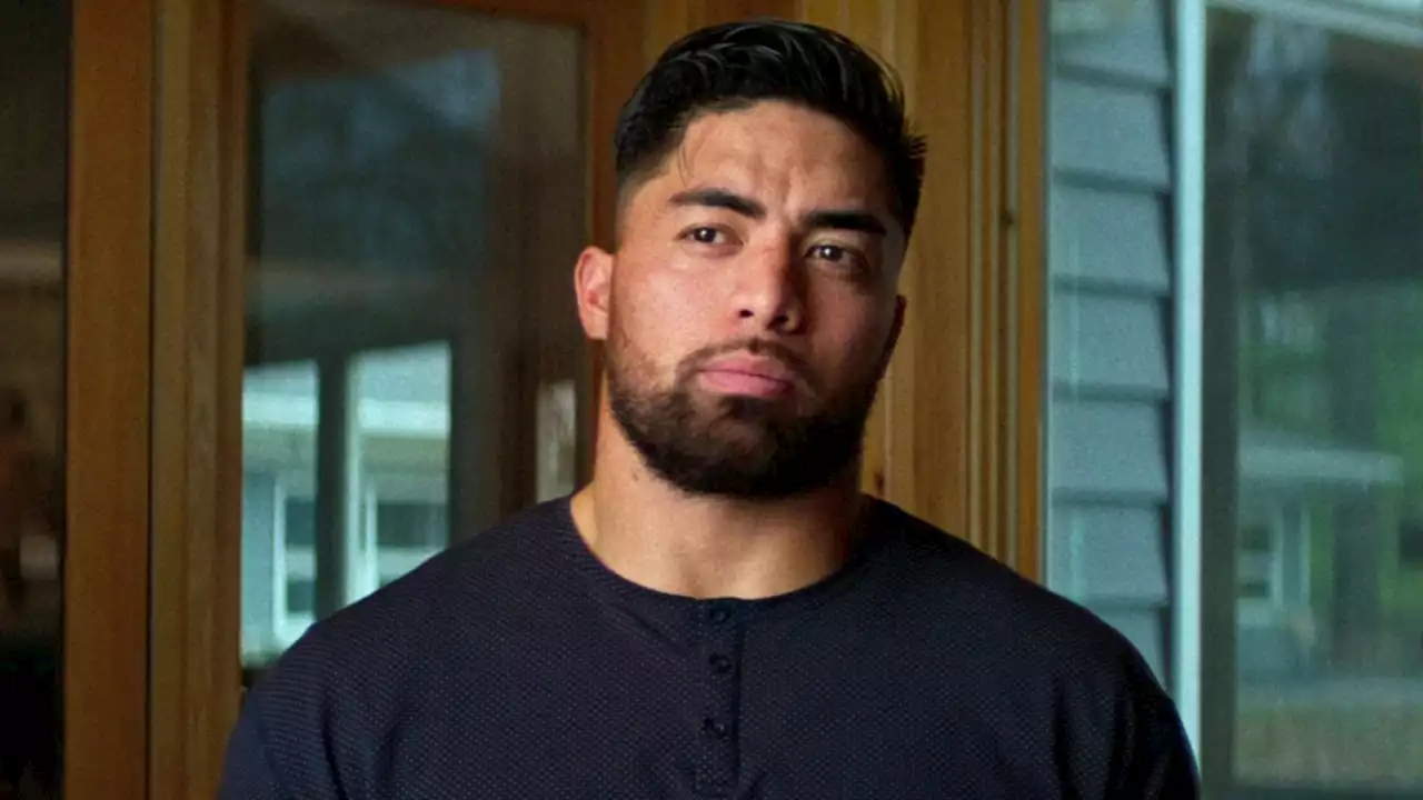 Manti Te'o on Why He Insisted That His Catfisher Appear in 'Untold'