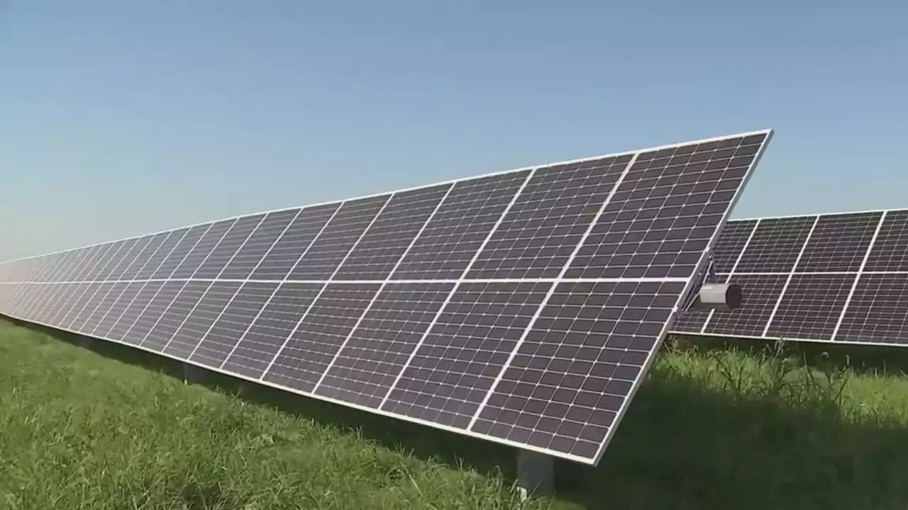 New Illinois solar farm opens downstate in Lincoln