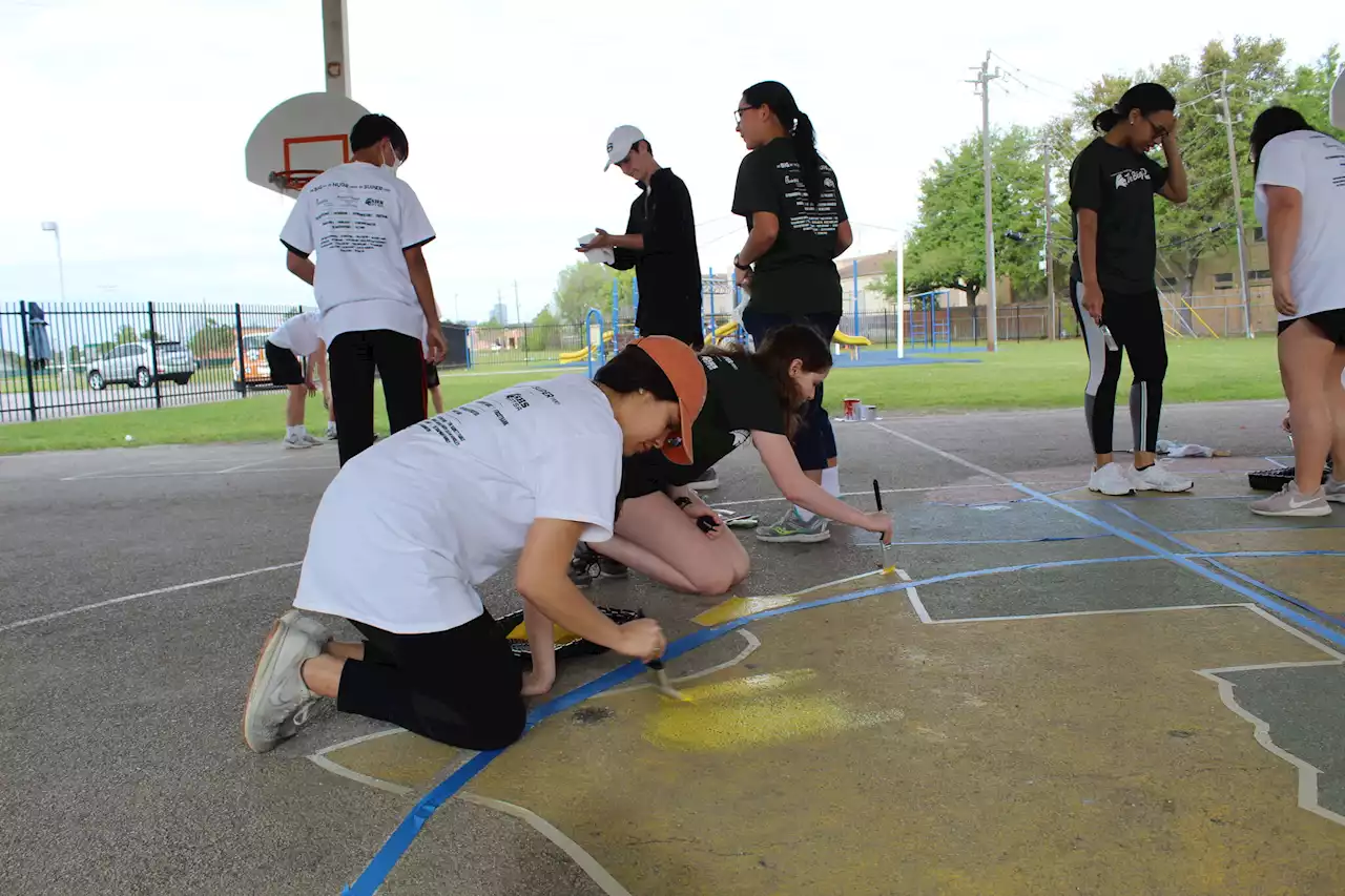 These Houston high schools have the most students who get involved in the community