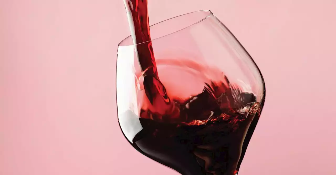 Might Smaller Wine Glasses Reduce Drinking?