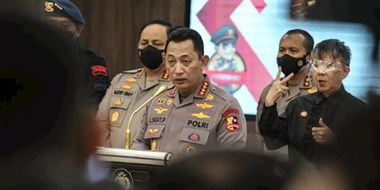 Anggota Komisi III DPR Minta Kapolri Pecat Anggota Polri Bekingi Perjudian | merdeka.com