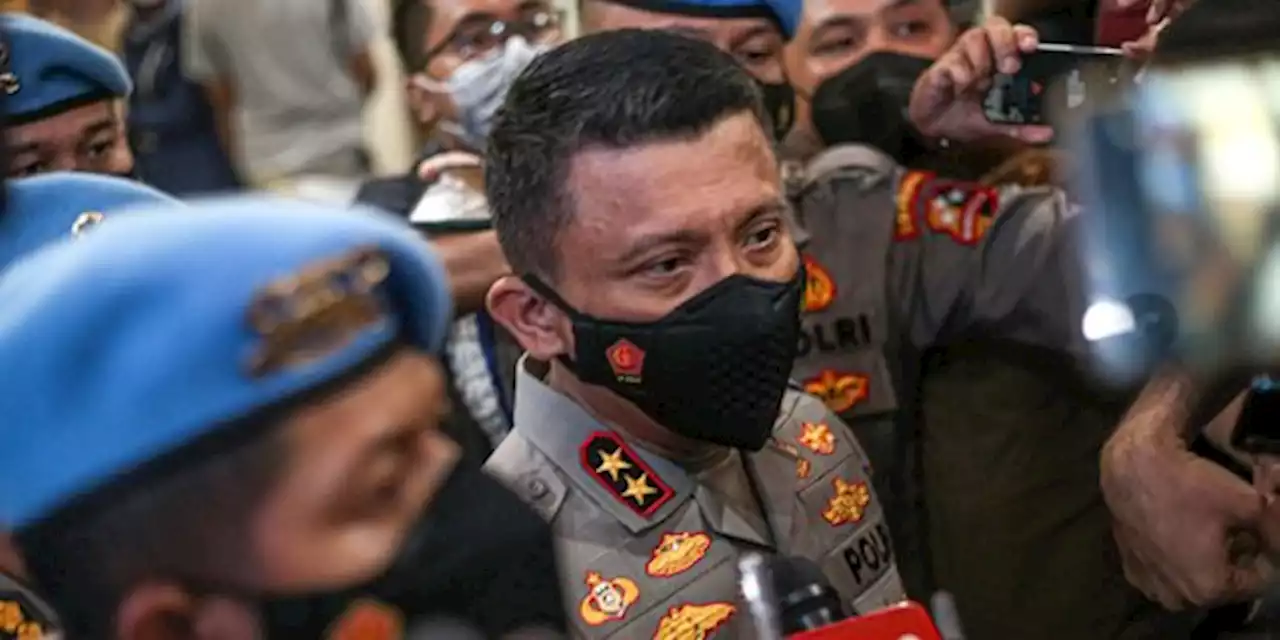 Polri Limpahkan Berkas Ferdy Sambo Cs ke Kejaksaan | merdeka.com