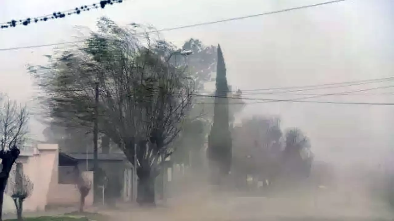 Alerta por vientos intensos para tres provincias