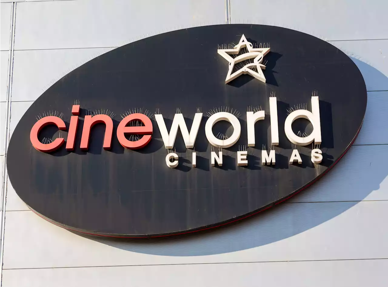 Cineworld Shares Plummet More Than 60% on Bankruptcy Reports