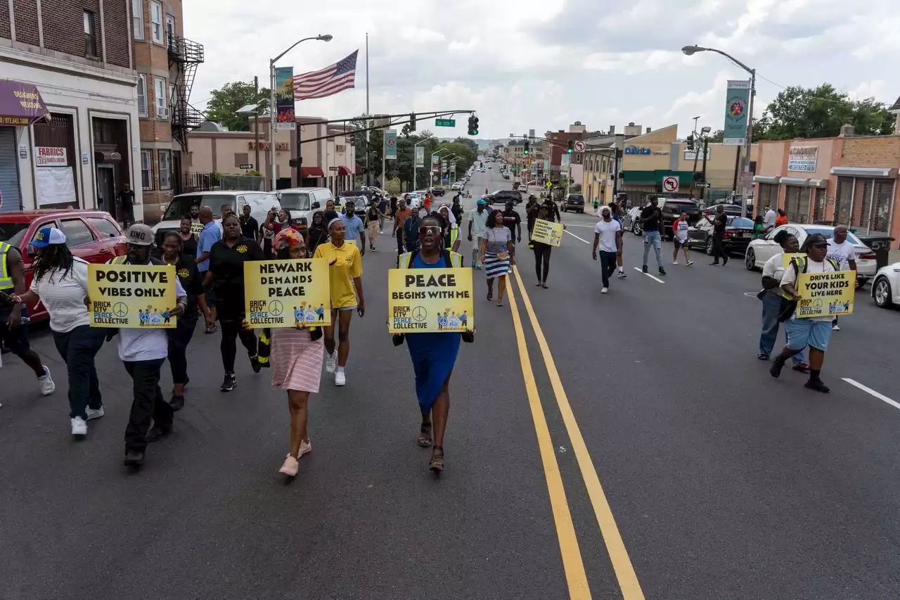 Newark mayor to lead citywide ‘peace walk’ against gun violence Saturday