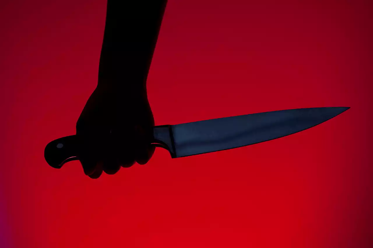 Mom chops off boyfriend’s penis after he tried to rape her daughter: report