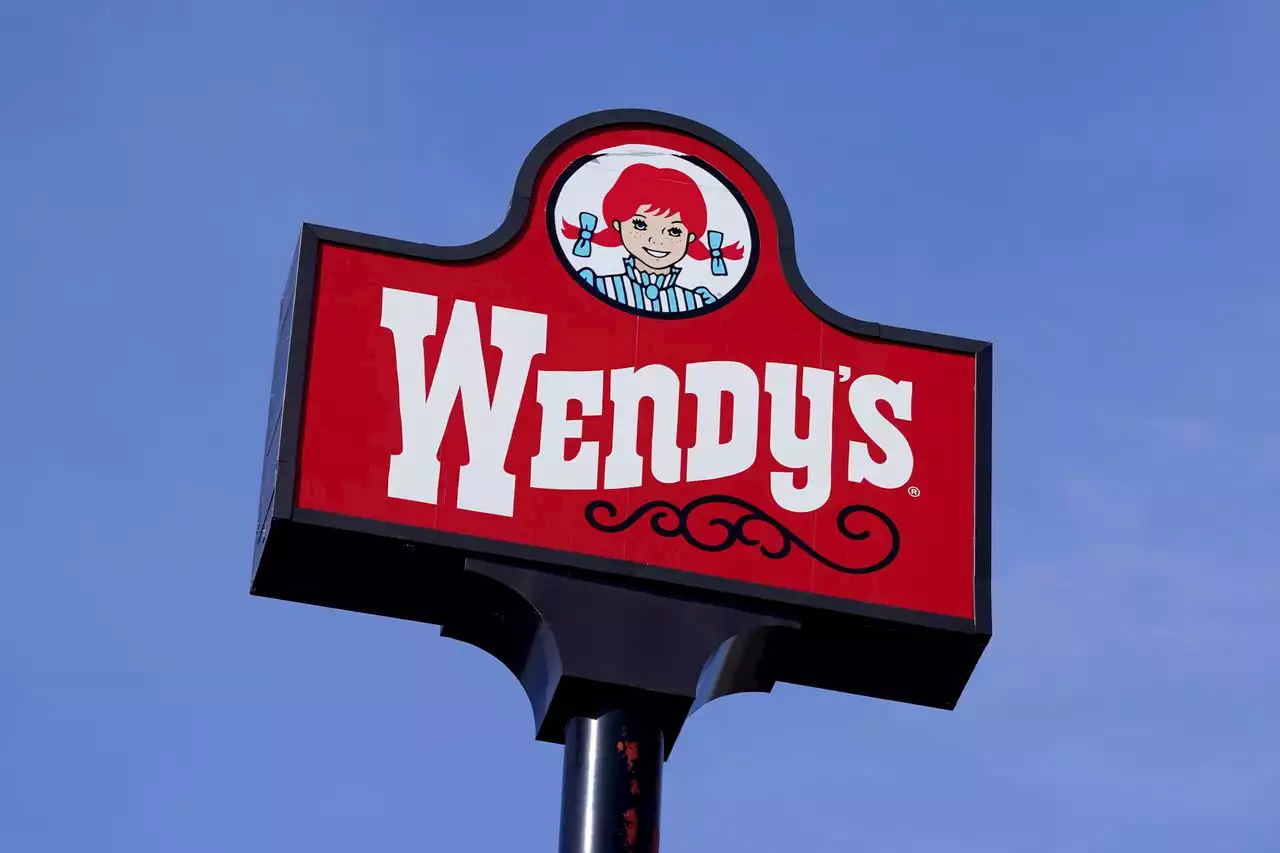 Wendy’s employee faces a murder charge after punching an elderly customer who died days later