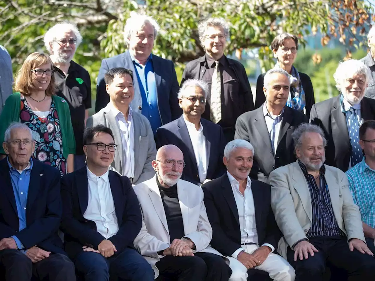 Physicists and business figures gather in Vancouver to crack theory of everything