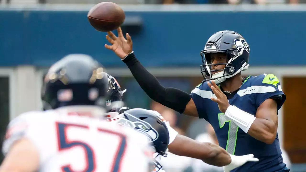 Geno Smith, error-prone Seattle Seahawks struggle in NFL preseason loss to Chicago Bears