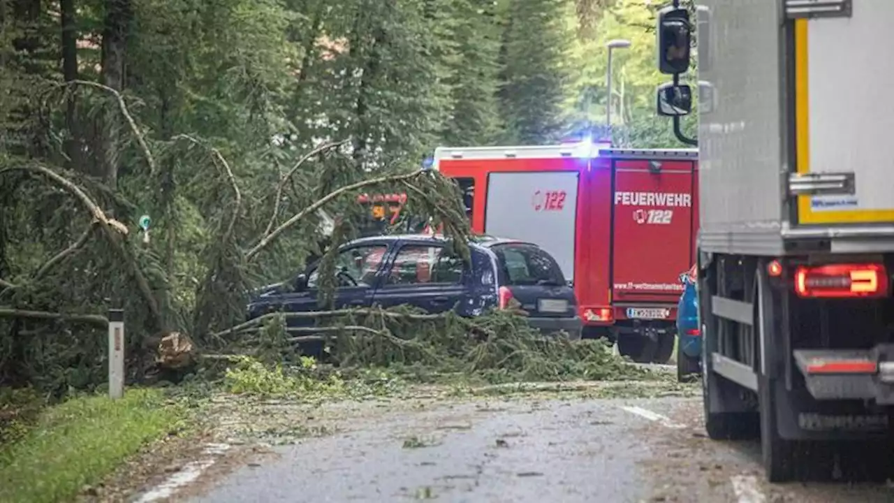 Fünf Tote nach schweren Unwettern in Österreich