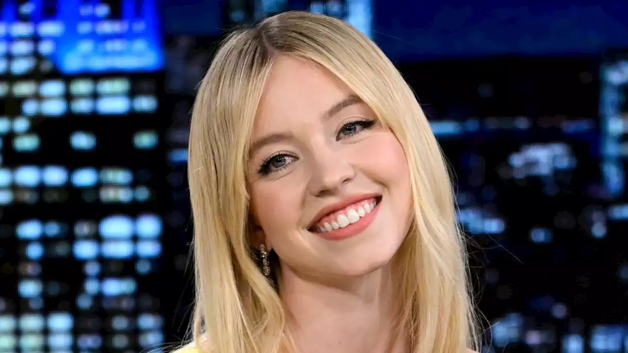 Sydney Sweeney Chopped Her Hair Into a Lob and Said Goodbye to the Middle Part