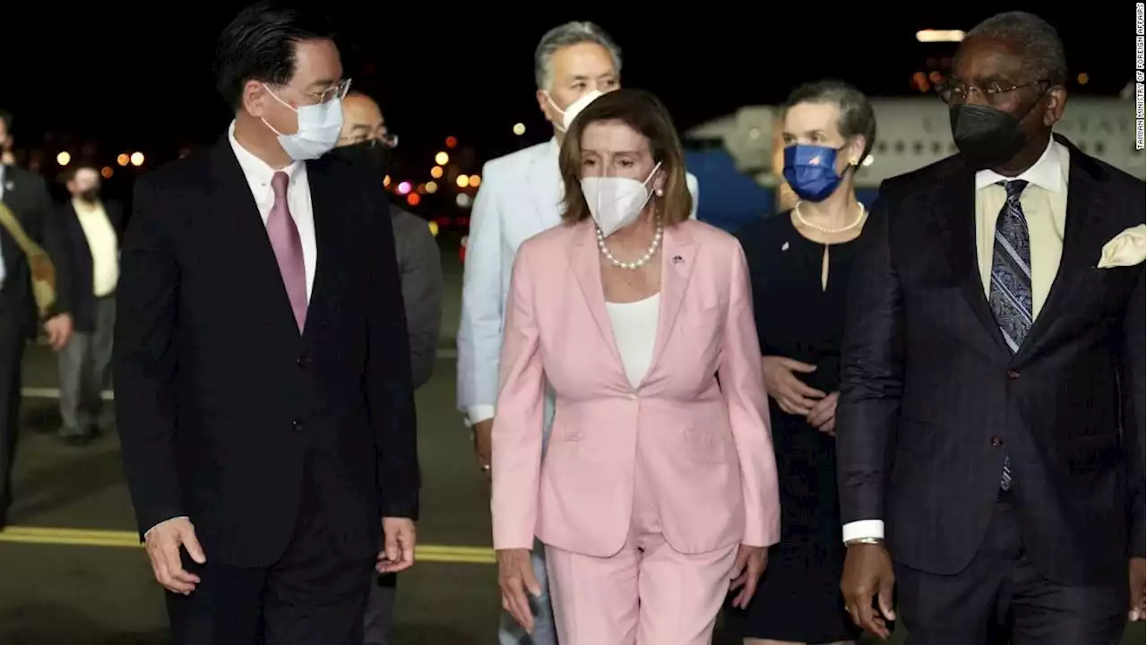 US House Speaker Nancy Pelosi lands in Taiwan amid threats of Chinese retaliation