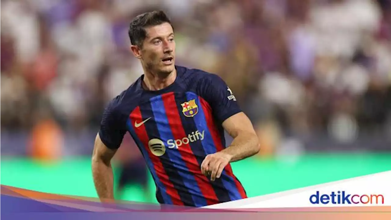 Lewandowski Belum Bikin Gol di Barca, Xavi: Suarez Dulu Juga Begitu