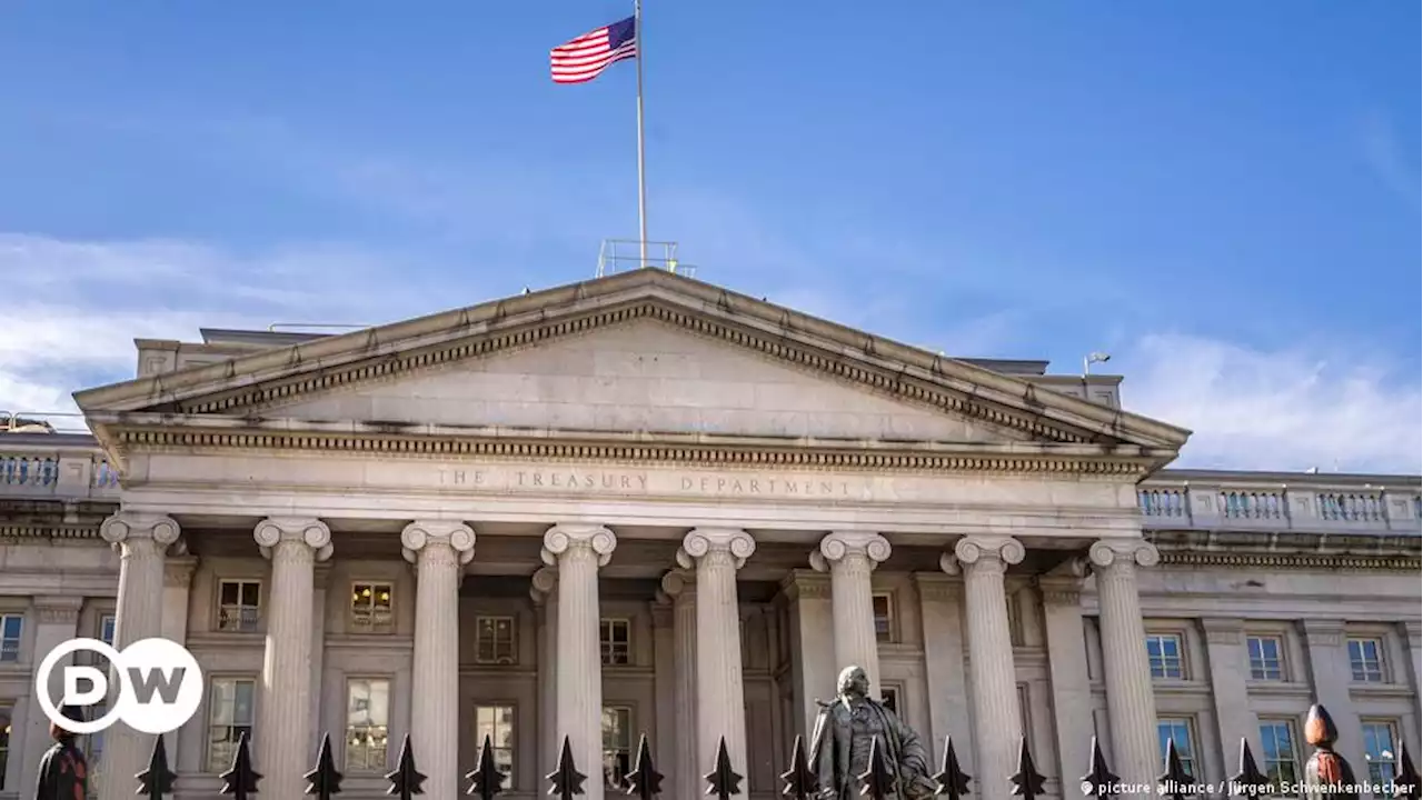США ввели санкции против главы 'Национальной медиа группы' Алины Кабаевой | DW | 02.08.2022