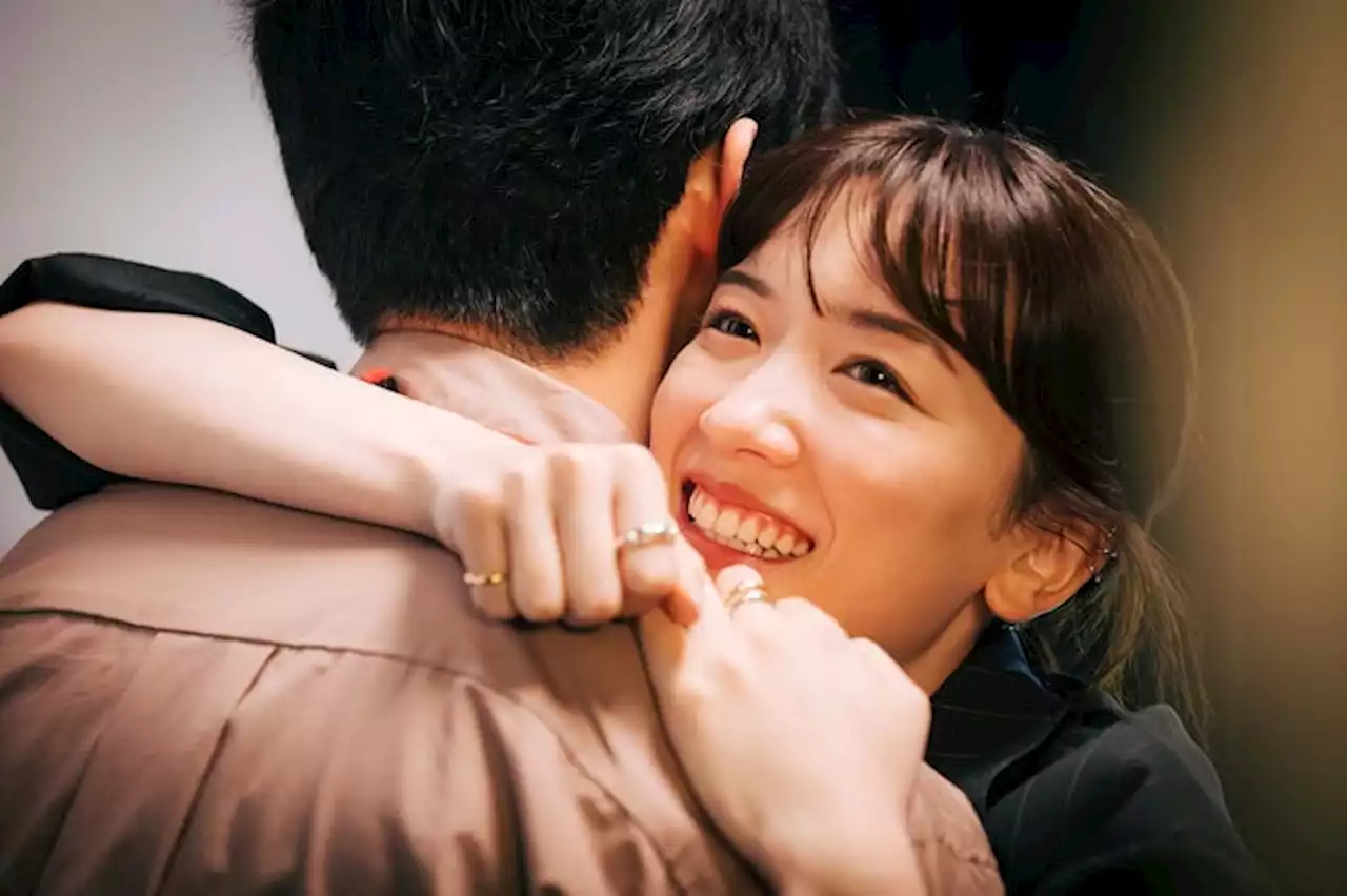 「ユニコーンに乗って」佐奈（永野芽郁）＆功（杉野遥亮）、ラスト30秒で急展開「ついに」「まさかすぎる」袖クル・飛び込みハグ…視聴者悶絶シチュエーションも続々 - トピックス｜Infoseekニュース