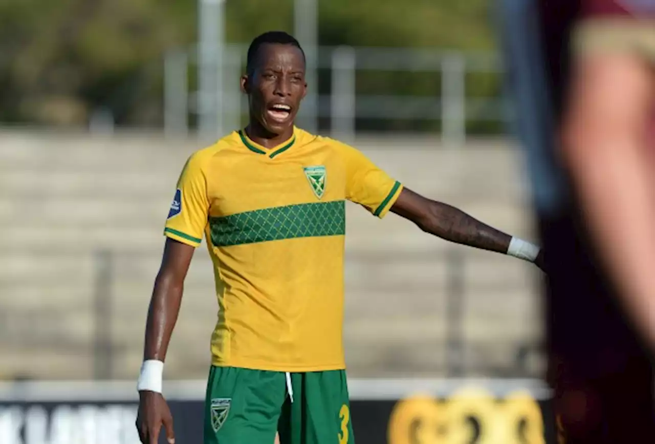 Golden Arrows have announced the signing of Divine Lunga