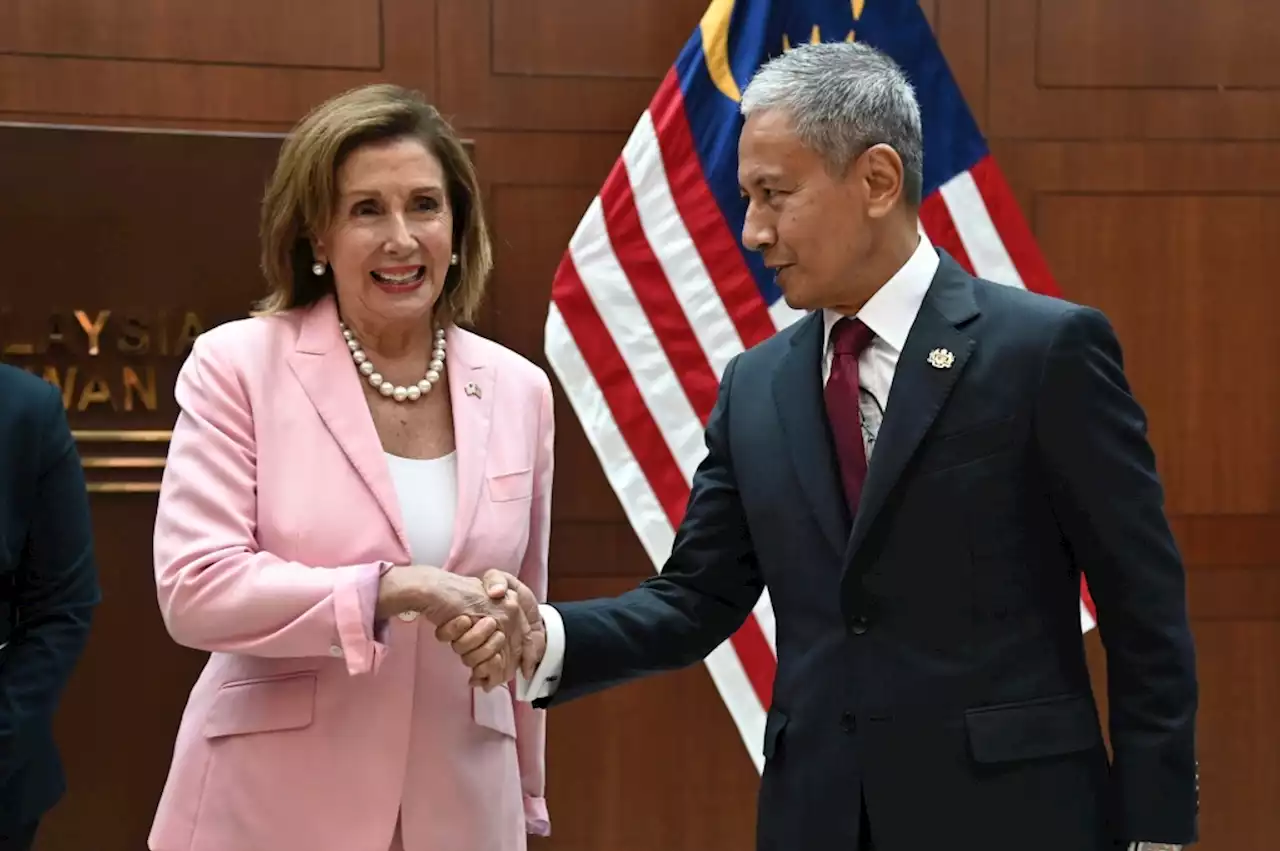 Speaker Nancy Pelosi arrives in Taiwan, defying Beijing