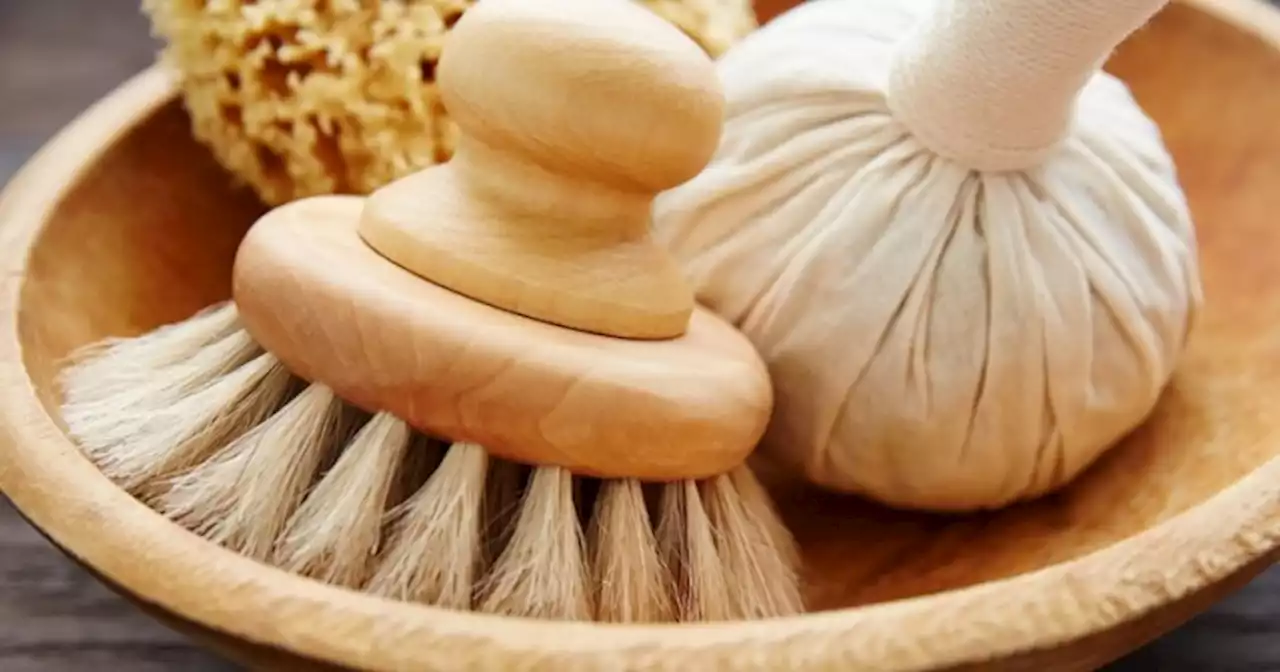 A Step-By-Step Guide To Dry Skin Brushing To Get The Most Benefits