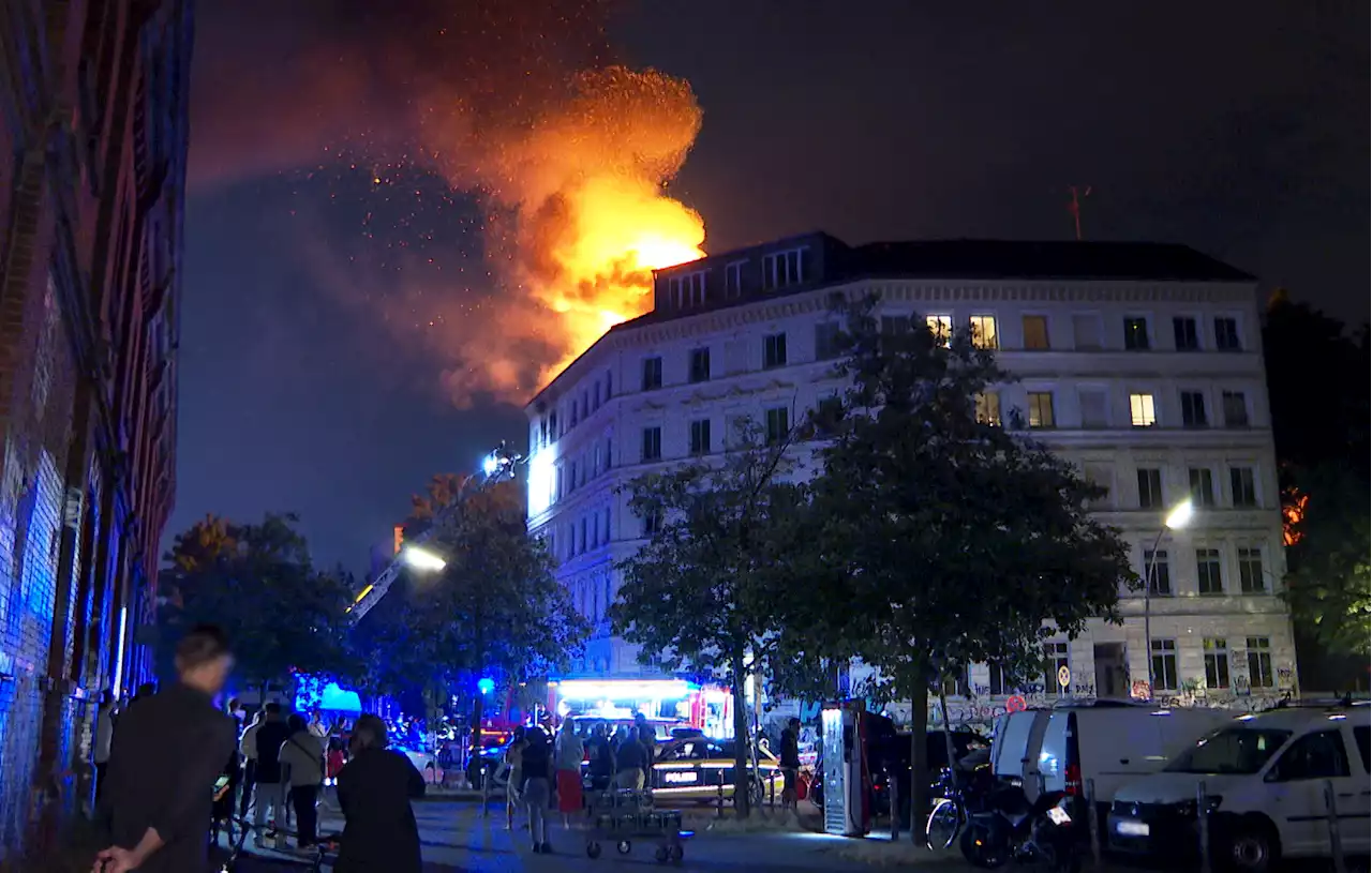 Einsturzgefahr nach Großbrand: So geht es mit den Schanzen-Anwohnern weiter