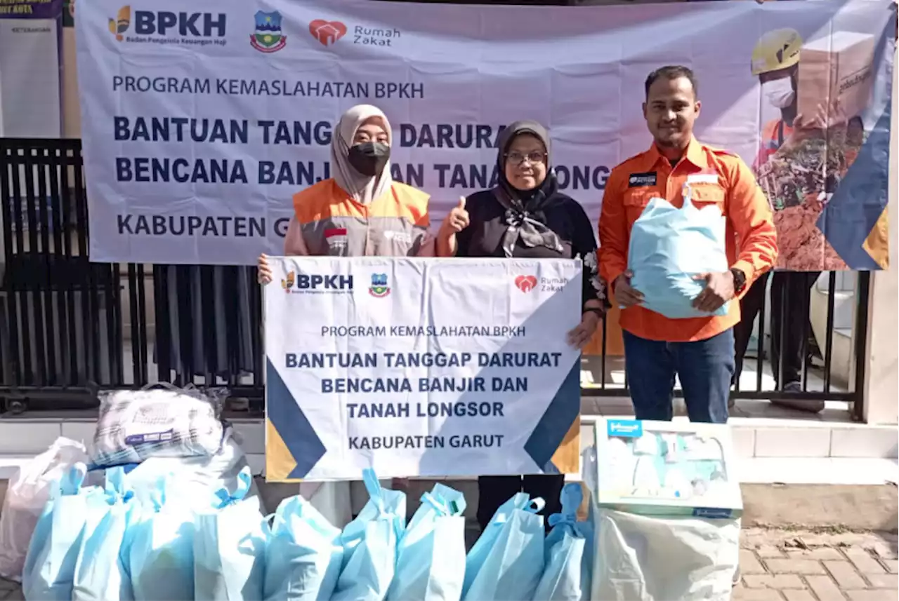 BPKH Gandeng Rumah Zakat Salurkan Bantuan Banjir dan Longsor Kabupaten Garut |Republika Online