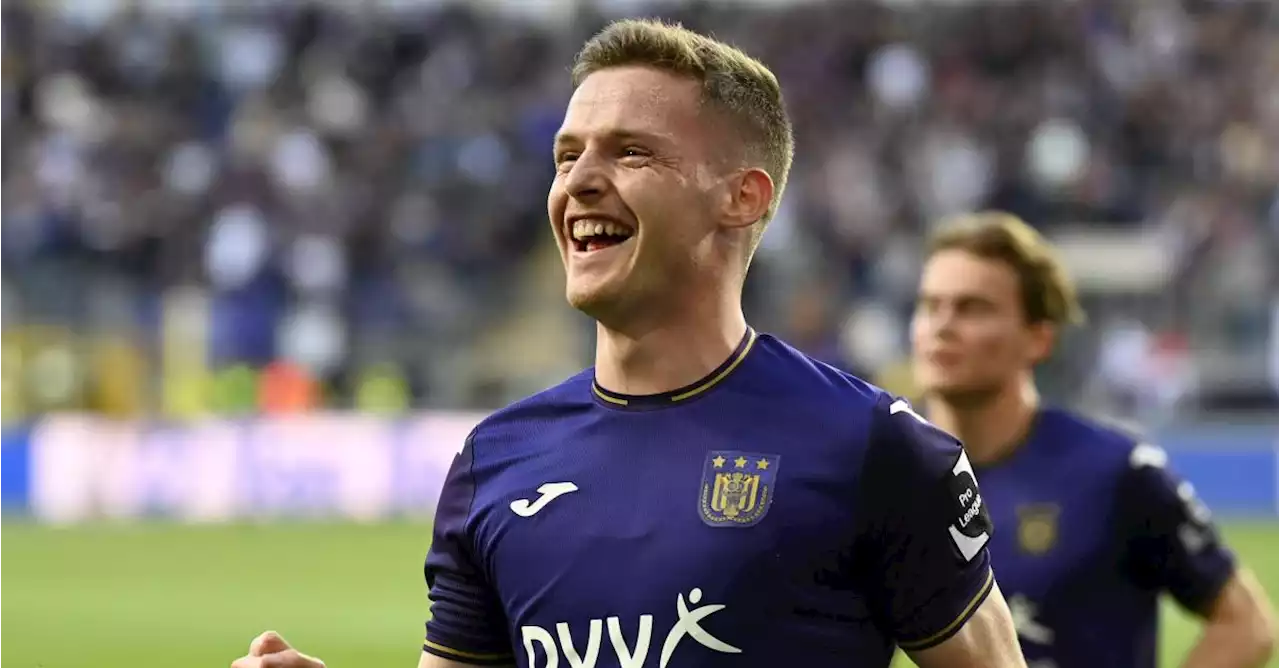 Sergio Gomez dans le viseur de Manchester City: voici pourquoi son départ relancerait le mercato d’Anderlecht