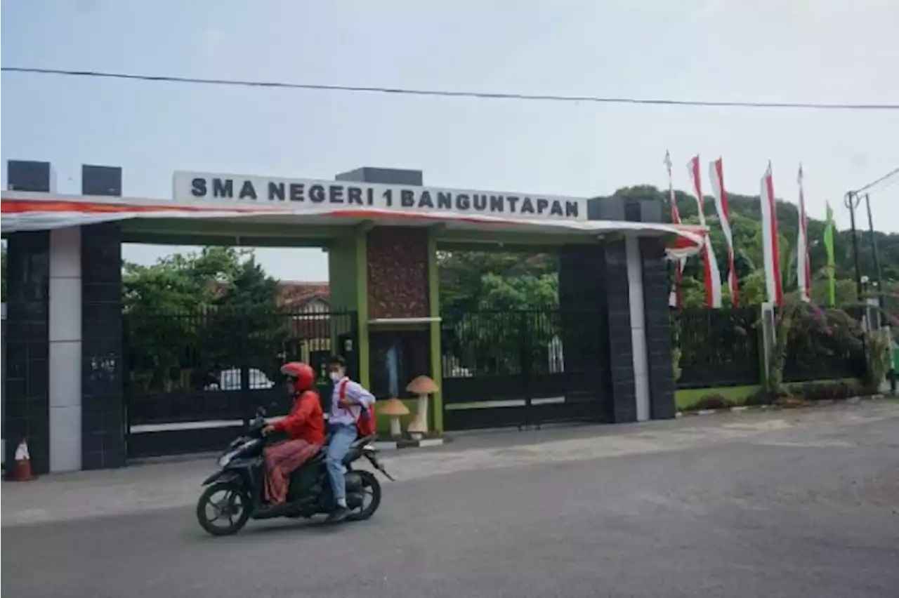 Kisah Siswi yang Dipaksa Pakai Jilbab di SMAN 1 Banguntapan Bantul